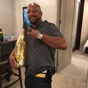 Meet your Posher, Darell